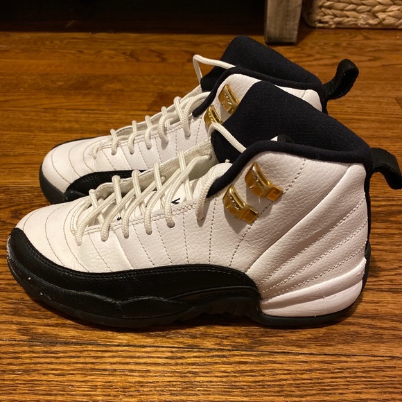 Air Jordan 12 taxi size 3.5y 2013 version - Picture 4 of 11